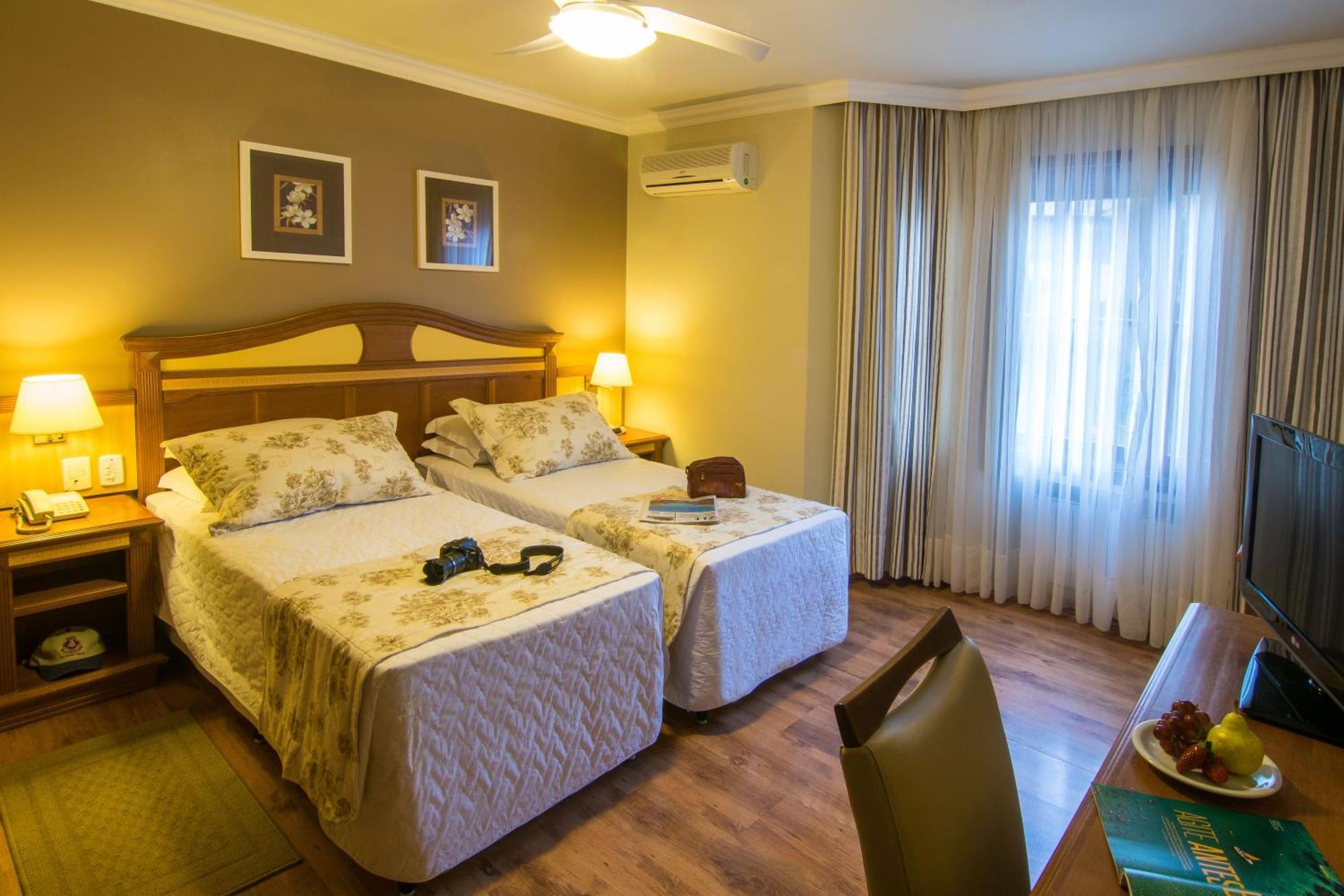Deluxe Room,1220536588:JPEG
