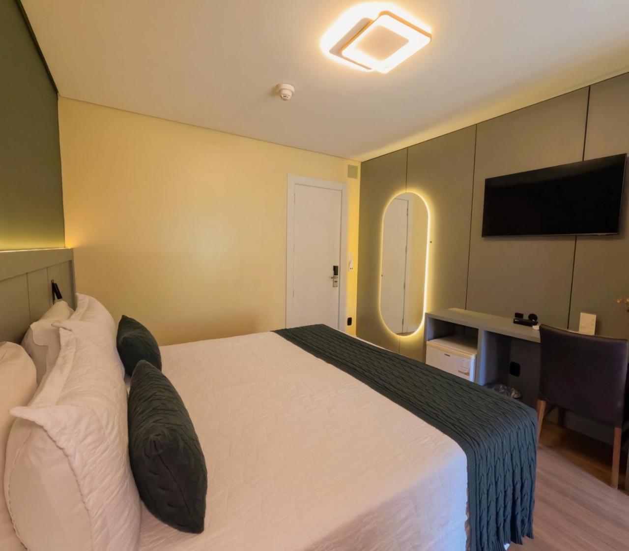 Quarto Duplo Luxo